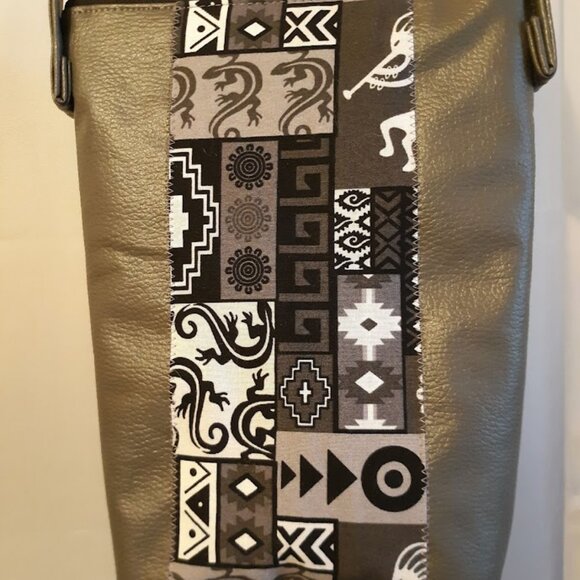 New Southwestern Kokopelli Shoulder Bag Purse Gray Faux Leather travel pouch - Picture 3 of 11